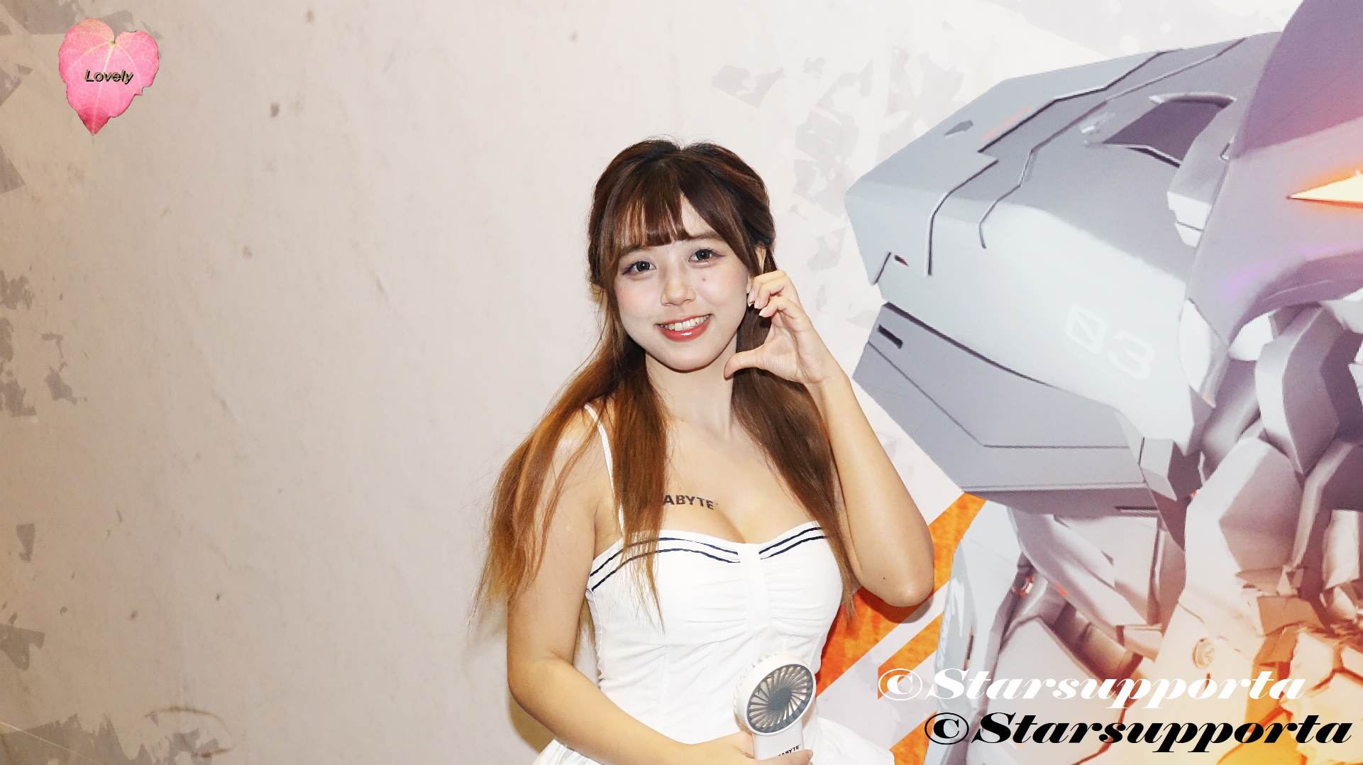 20250823 吳蕊妮 Annie @ 香港電腦通訊節 - 2000fun Girl @ 香港會議展覽中心